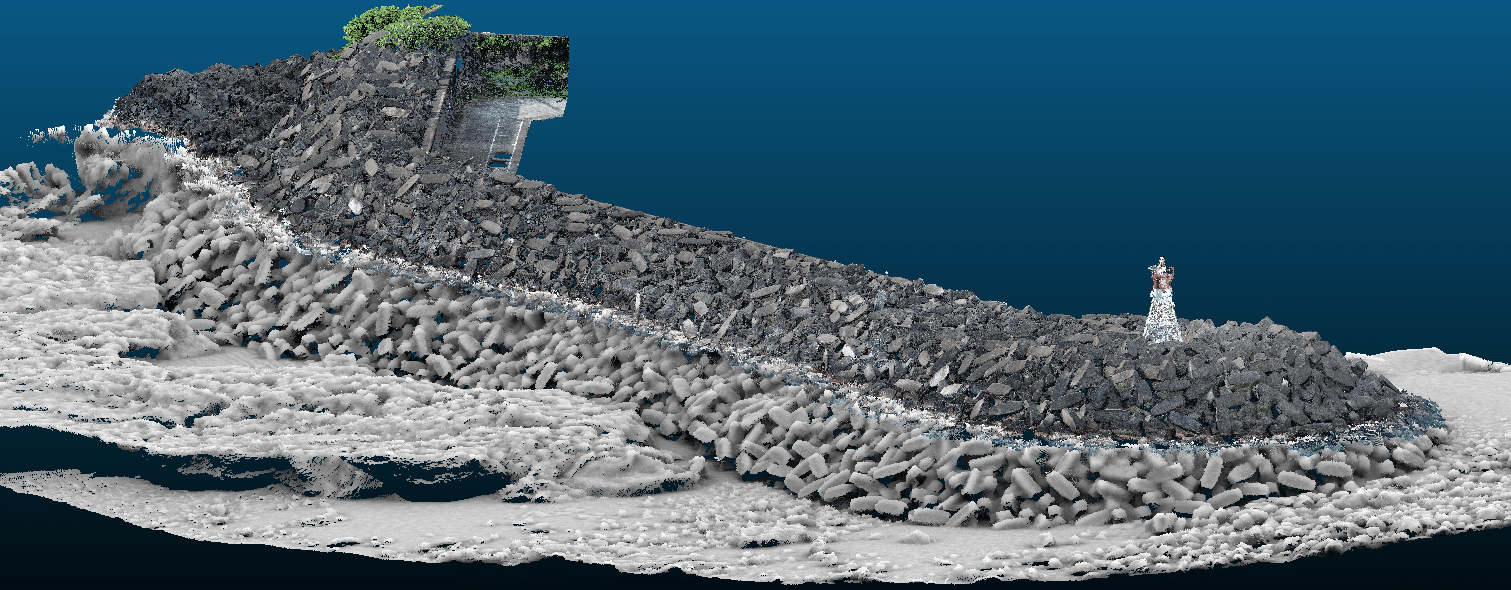 Port of Sainte-Rose de La Reunion breakwater full 3D model based on bathymetry and photogrammetry data